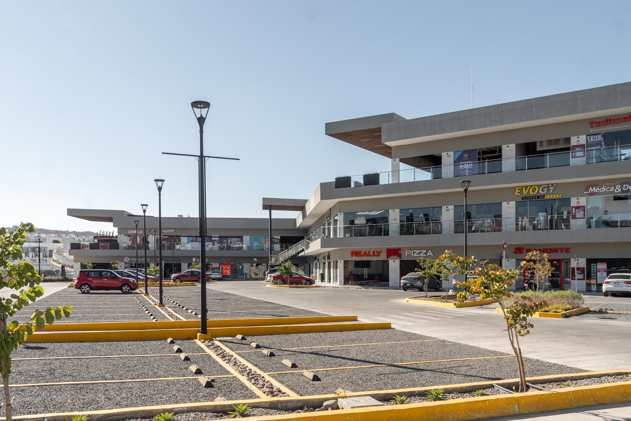 xentric, mirador, querÃ©taro, wolstrat, plaza, comercial, proyecto